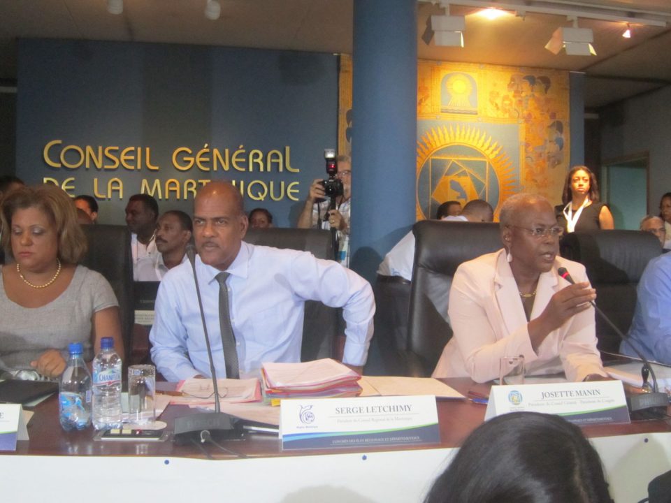 Première journée de travaux en congrès pour les élus en Martinique