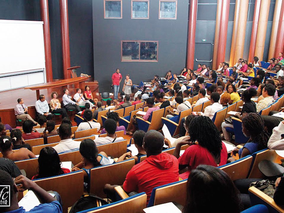 Recrutement aux Antilles-Guyane : quels secteurs recrutent ?