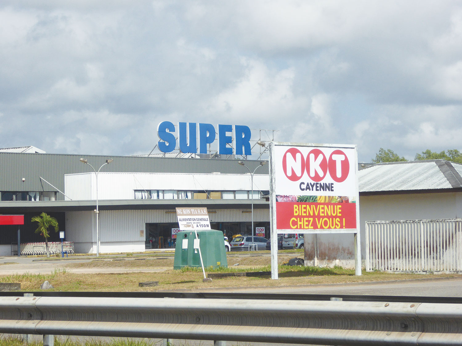 Safo aura son hyper en Guyane