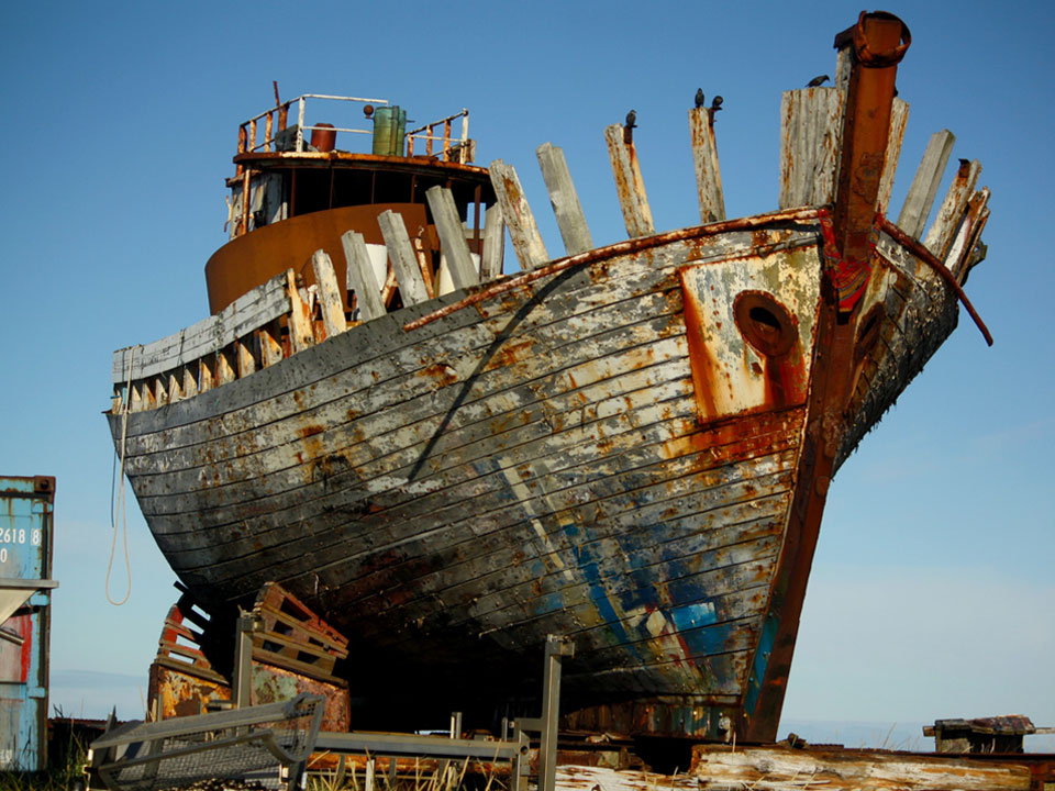 Epaves et bateaux abandonnés : l’Aper s’en charge désormais aussi !