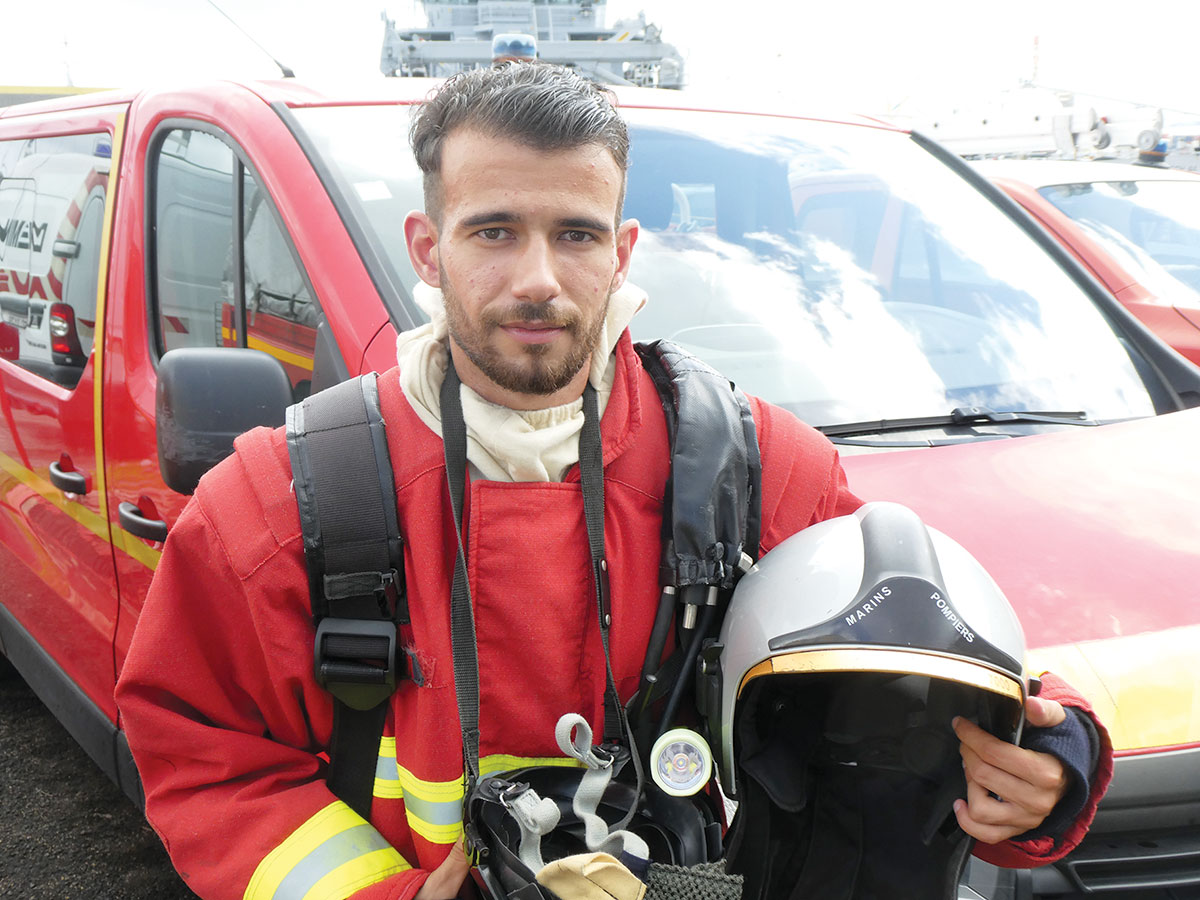 Rencontre avec Valentin, quartier-maître, opérateur marin-pompier