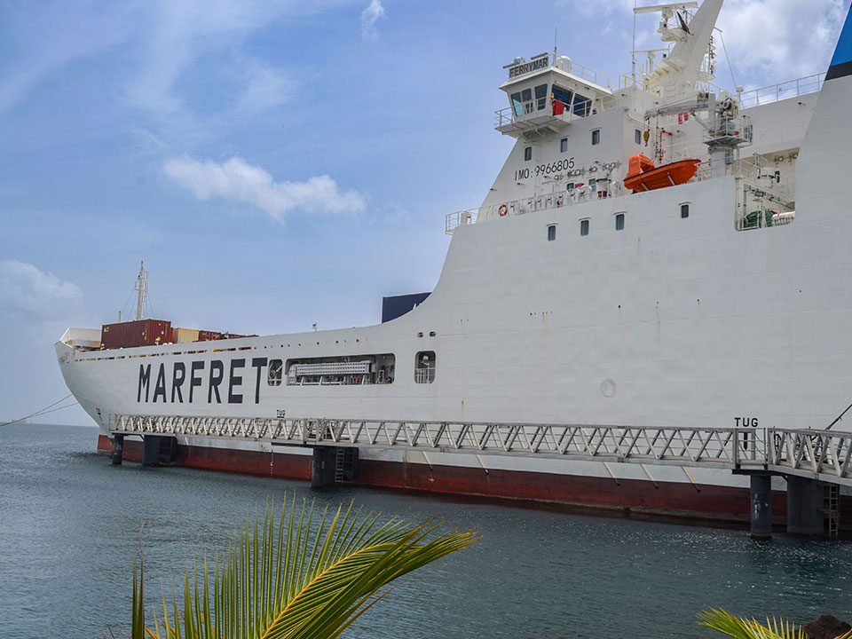 Ferrymar, un roulier entre la Martinique et la Guadeloupe